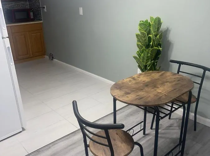 Nice Holiday Home At Queens, New York